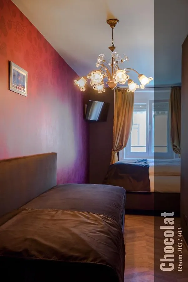 The Henry Self Check-In Guesthouse Zurigo