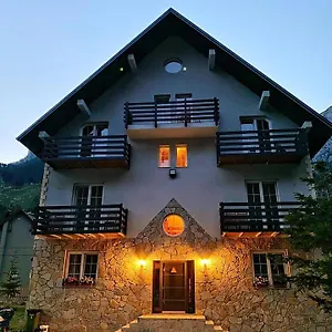 https://guesthouse-drinos-valbone.albaniahotels.org