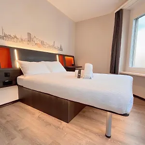 Hotel Easyhotel Main Station, Zurigo