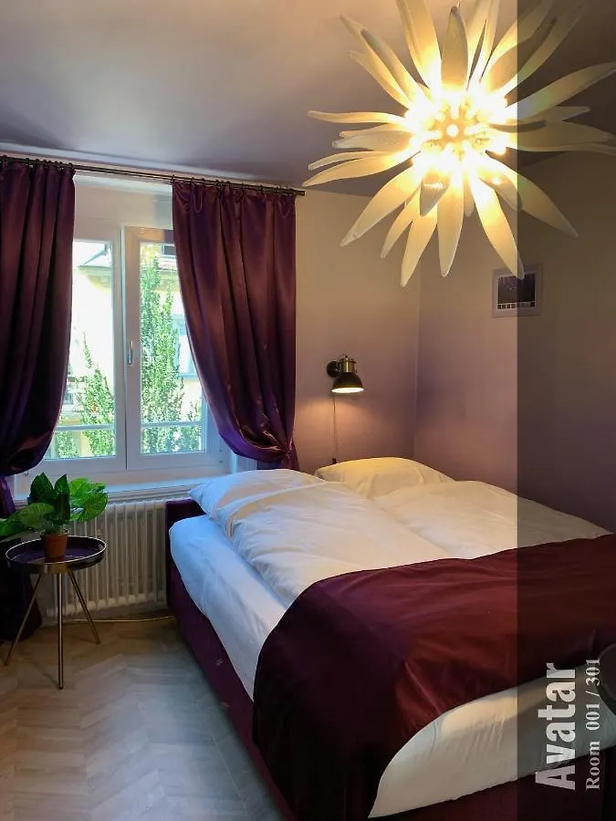 The Henry Self Check-In Guesthouse Curych Aparthotel